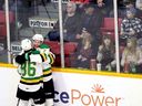 London Knight Landon Sim signs pro deal with Toronto Marlies