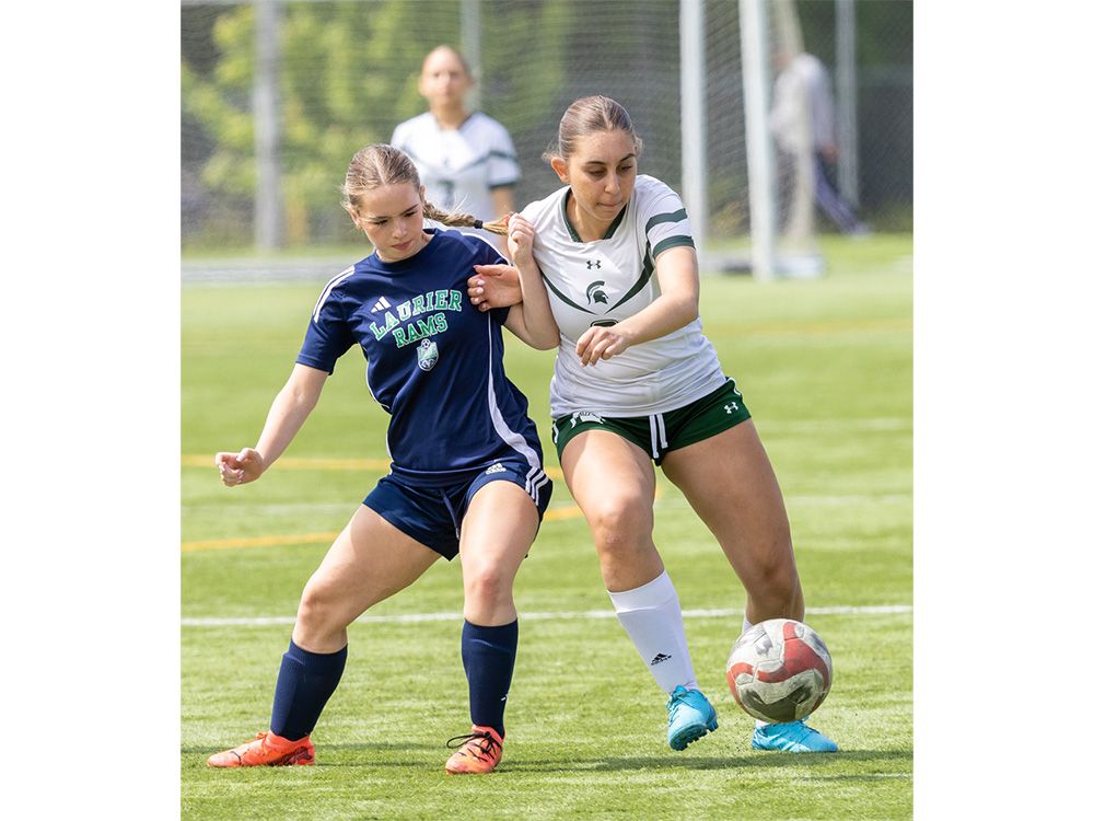 PHOTOS: Laurier vs. Mother Teresa, high school girls soccer