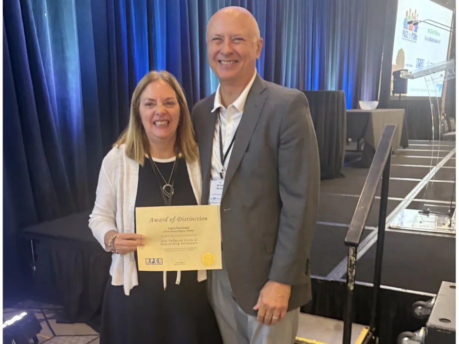 Longtime Huron Shores Hospice volunteer receives June Callwood award