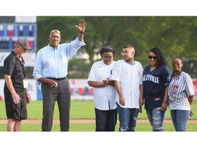 Hometown team retires baseball legend Fergie Jenkins’s No. 31