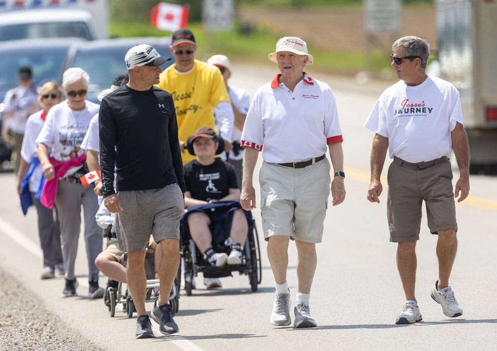 PHOTOS: John Davidson marks 30th anniversary of Jesse’s Journey