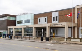 Woman, 71, seriously hurt in crash between police cruiser, bus: Watchdog