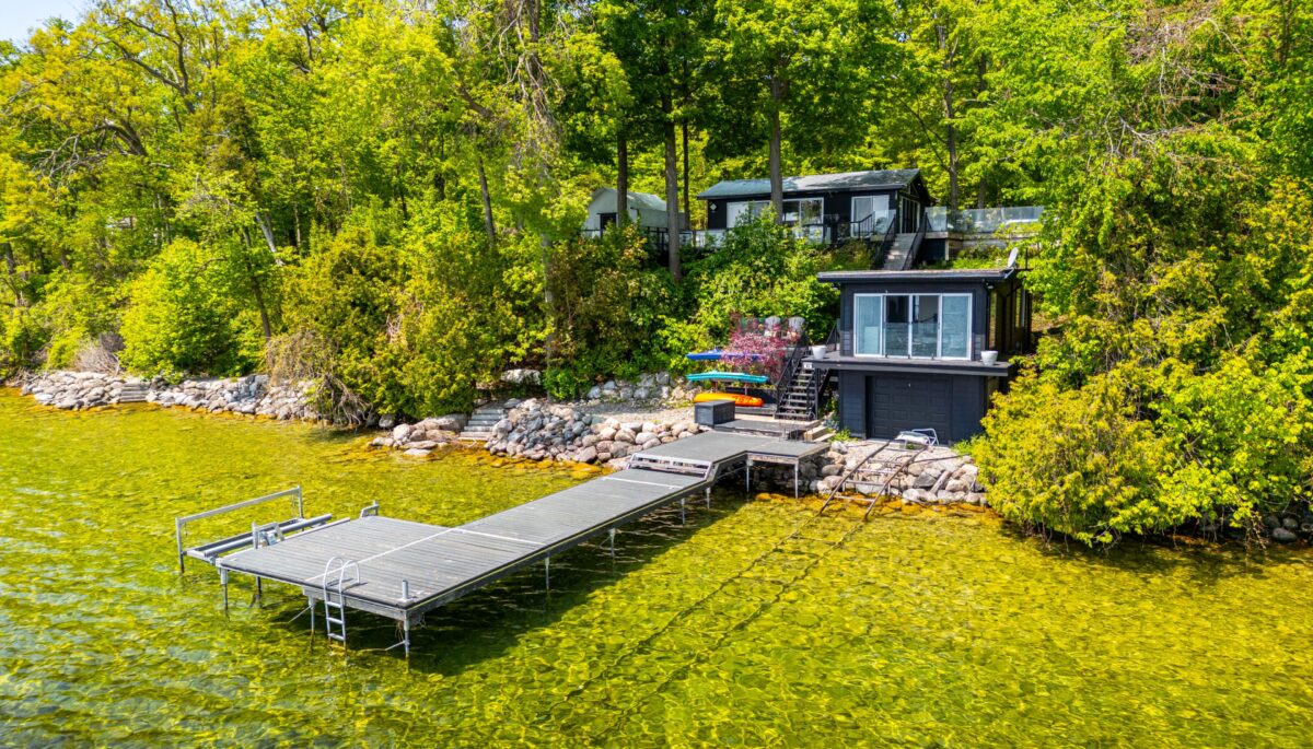 $795K for a fully-furnished Bobs Lake cottage with a guest cabin