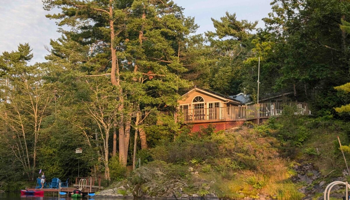 Shopping for a cottage on Stony Lake? Here are 3 tips on how to score a deal from a realtor