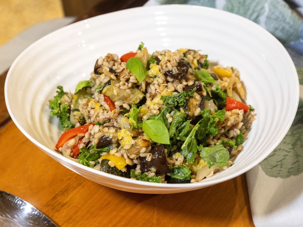 Fare With A Flair: Late-summer vegetables boost salad