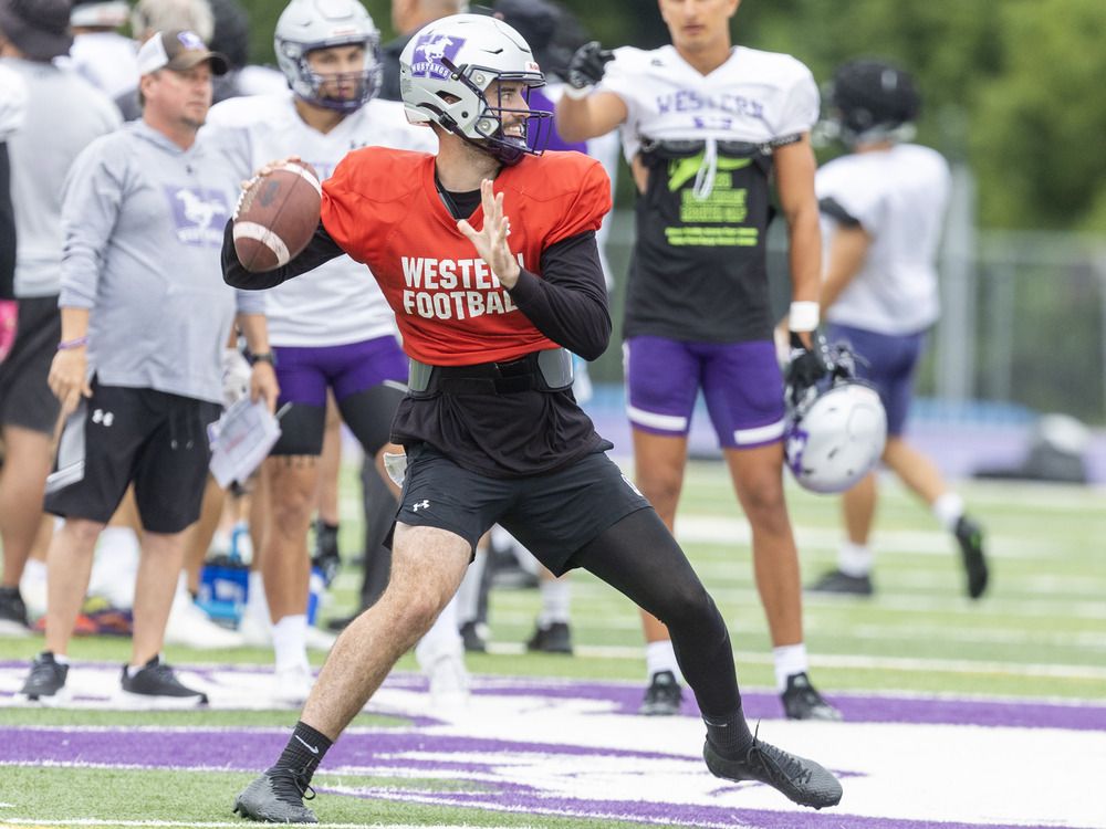 Western Mustangs hope old injury won’t hinder season for QB Evan Hillock