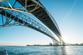 Busy Blue Water Bridge gets positive auditor general report 