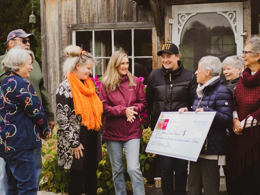 Tiverton hospice receives $5,000 from horticultural society event