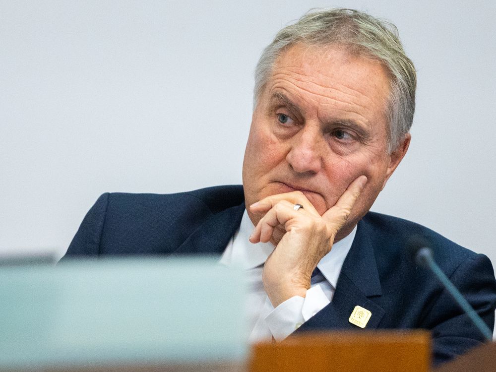 City council backs big pay raise, severance plan for next term