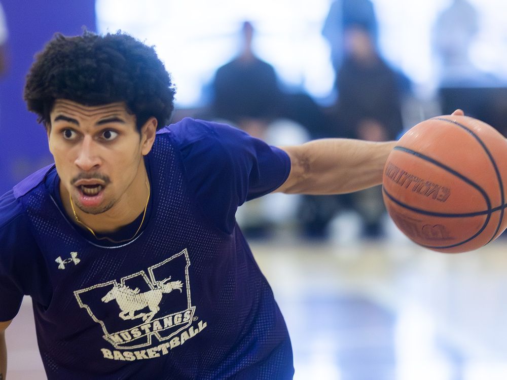 Western Mustangs men’s hoops team ranked No. 1 with big tests ahead
