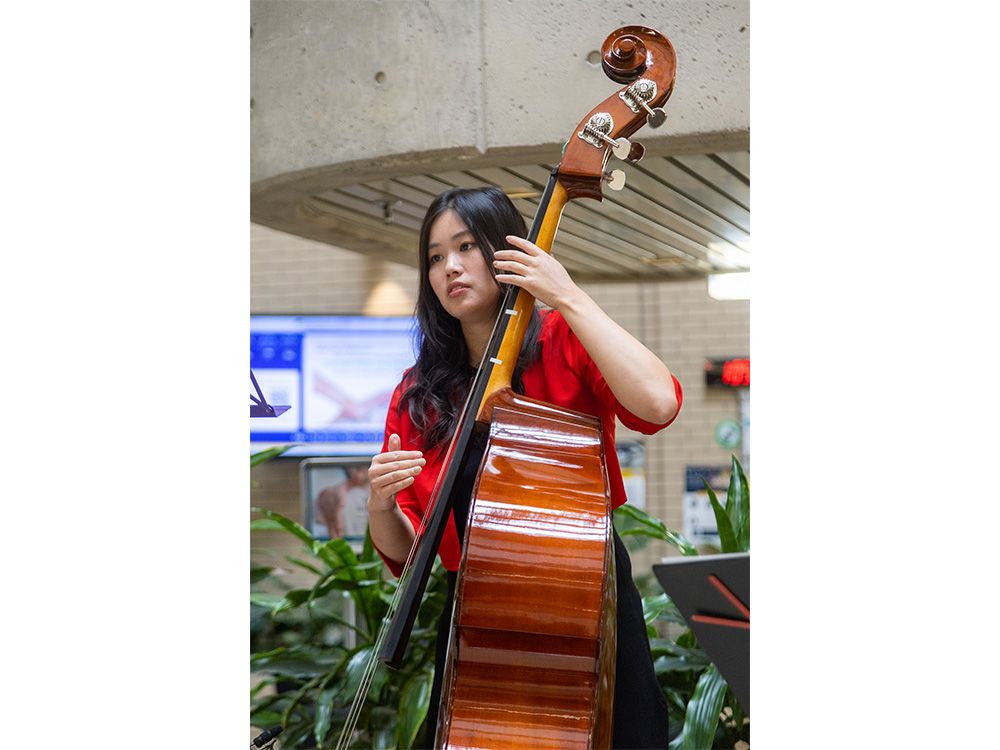 PHOTOS: Clinic Notes performance