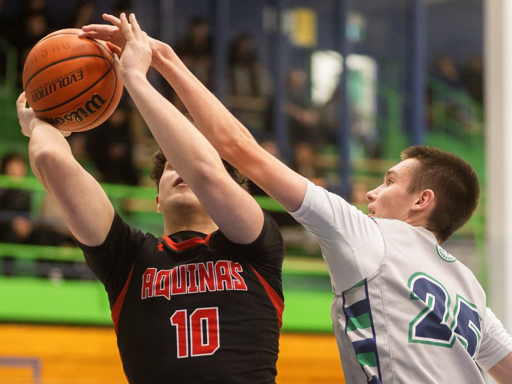 PHOTOS: Laurier vs. St. Thomas Aquinas, TVRA senior boys basketball