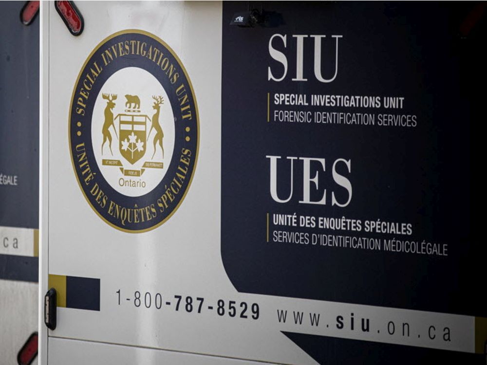 SIU investigating after officer attacked with bat, suspect injured
