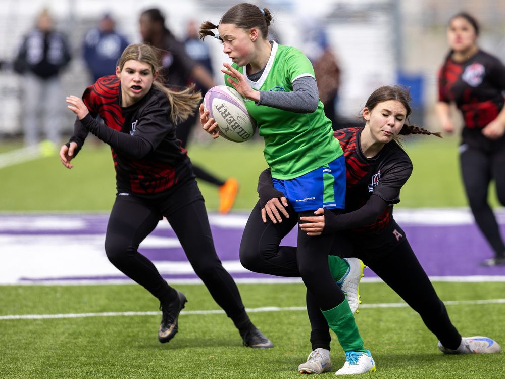 PHOTOS: Laurier vs. St. Thomas Aquinas, high school girls rugby