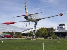 Cornies: London test pilot trainer sees opportunity in federal defence strategy