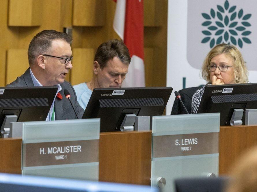 London’s city councillors make about $65K per year. Is that enough? London’s city councillors make about $65K per year. Is that enough?
