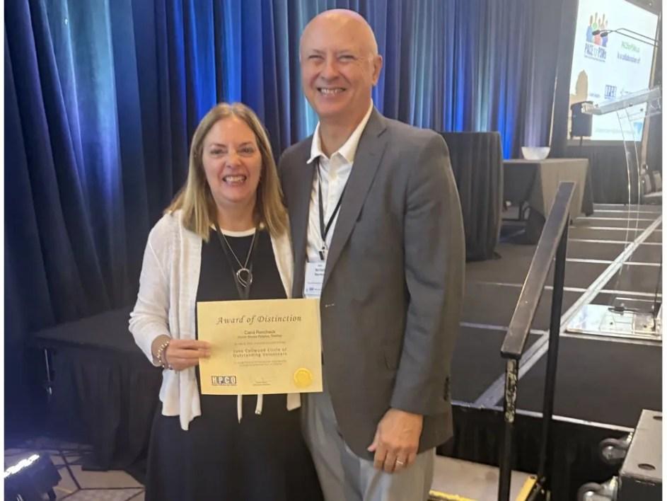 Longtime Huron Shores Hospice volunteer receives June Callwood award Longtime Huron Shores Hospice volunteer receives June Callwood award