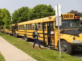 ‘Alarming’ school bus crashes spark outcry at London elementary school ‘Alarming’ school bus crashes spark outcry at London elementary school