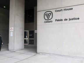 Man awaiting sentencing steps out for smoke – and disappears Man awaiting sentencing steps out for smoke – and disappears
